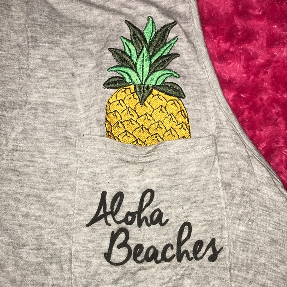 Pineapple Tank Top! - Picture 3 of 4